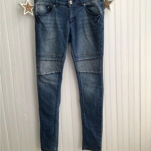 Jeans 🦋 WHAT ABOUT ME !